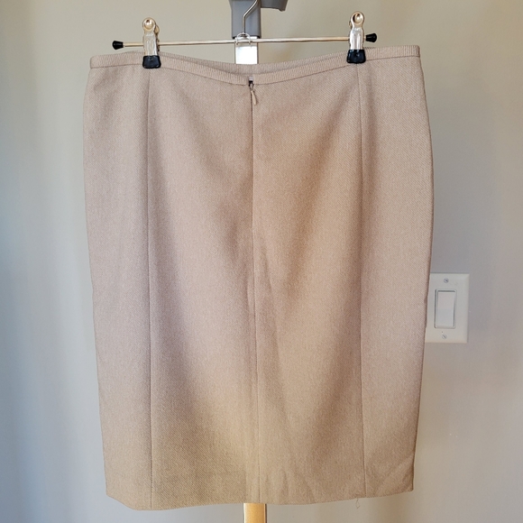 Calvin Klein Cream Tweed Pencil Office Professional Skirt - Picture 4 of 5